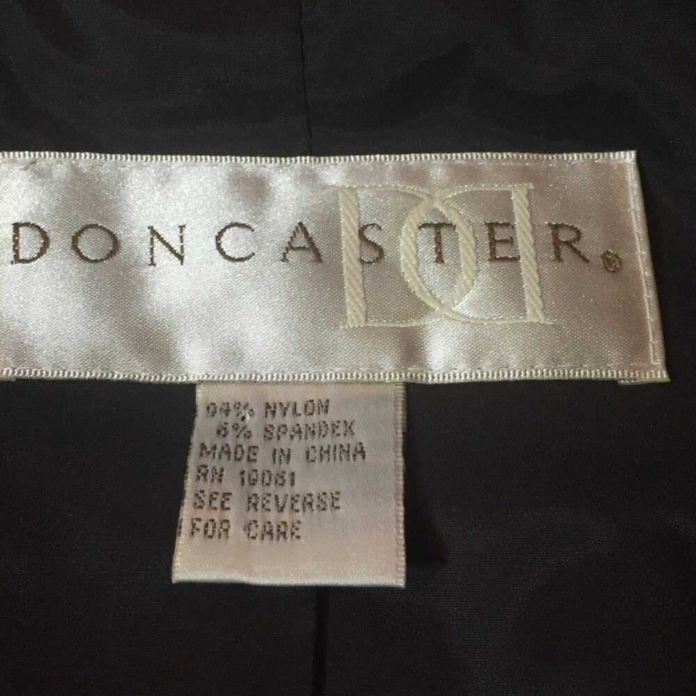 Doncaster Chocolate Brown Fitted Blazer Jacket Button Close Size 6 - Picture 7 of 8